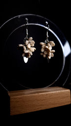 Flower dangles small