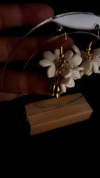 Flower dangles big